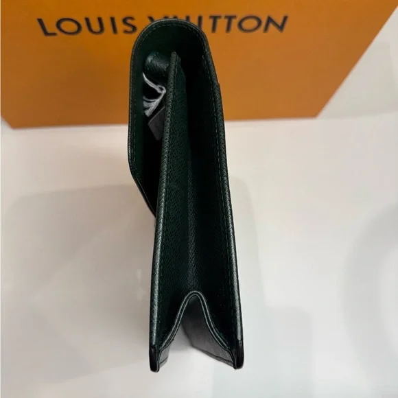 Authentic Louis Vuitton Green Taiga Leather Wristlet & Clutch Brass Hardware - Picture 11 of 13